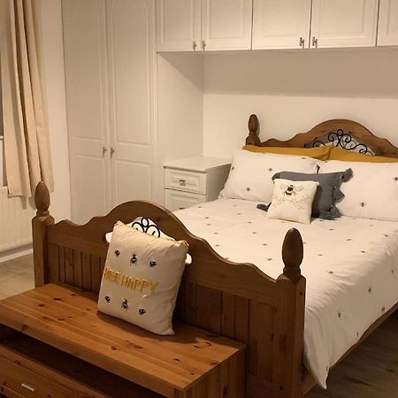 Bumblebee Cottage Donegal Town Extérieur photo