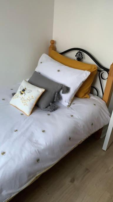 Bumblebee Cottage Donegal Town Extérieur photo