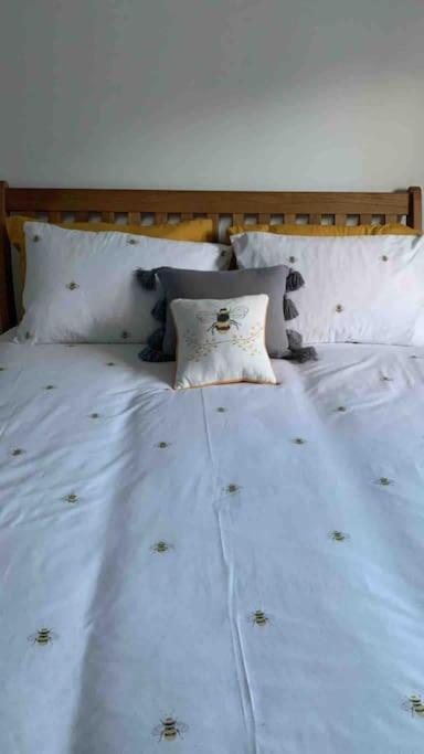 Bumblebee Cottage Donegal Town Extérieur photo