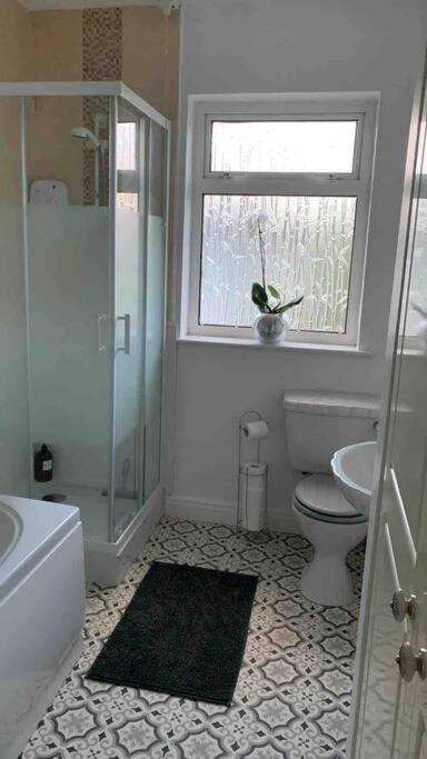 Bumblebee Cottage Donegal Town Extérieur photo