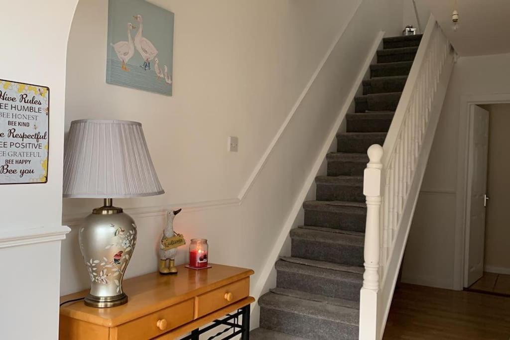 Bumblebee Cottage Donegal Town Extérieur photo