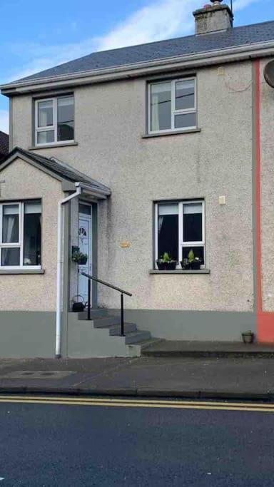 Bumblebee Cottage Donegal Town Extérieur photo